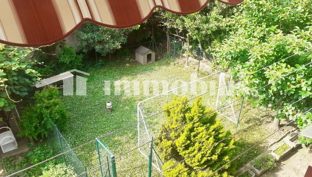 2be1b518-fb07-43e5-b720-acdc81e6a9d9