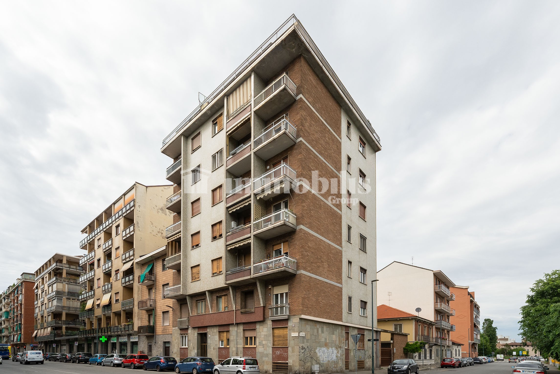 Borgo Vittoria – ampio bilocale al quinto piano